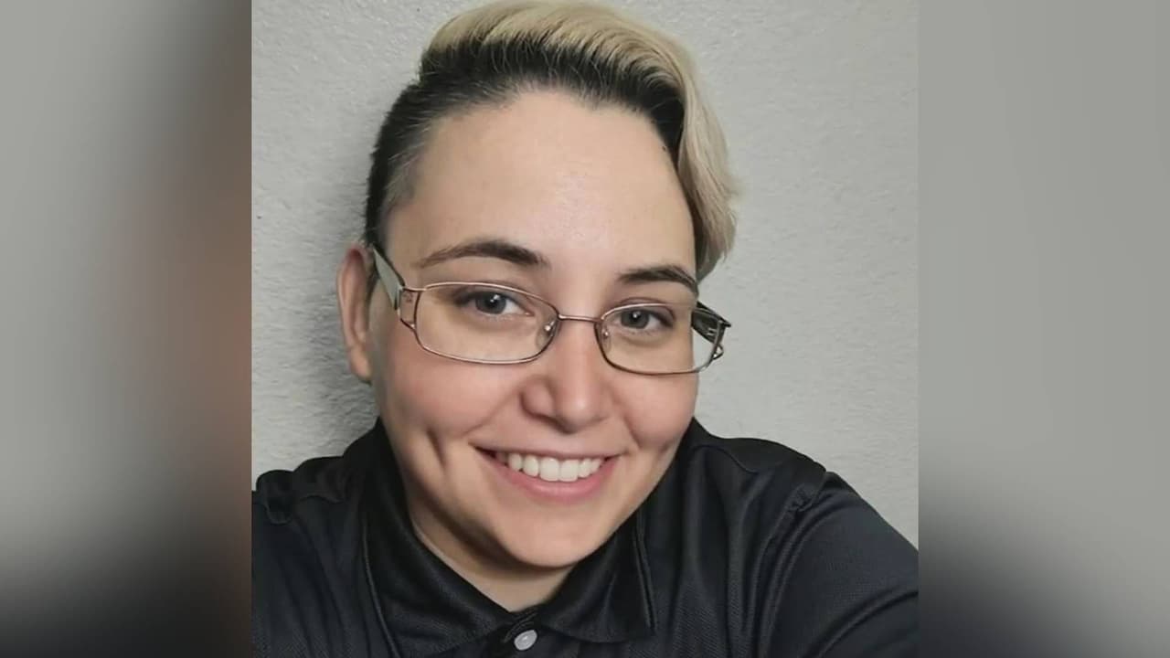 Residente legal con leucemia lleva meses bajo custodia de ICE: denuncian que no recibe tratamiento
