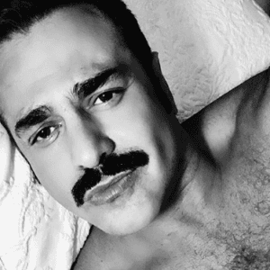 Así se ve Ariel Miramontes con bigote