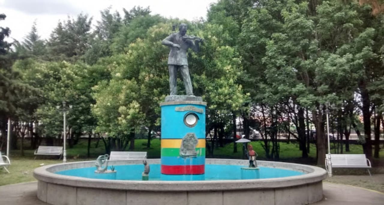 Francisco Gabilondo Soler (Cri-Cri) tiene un parque en su honor