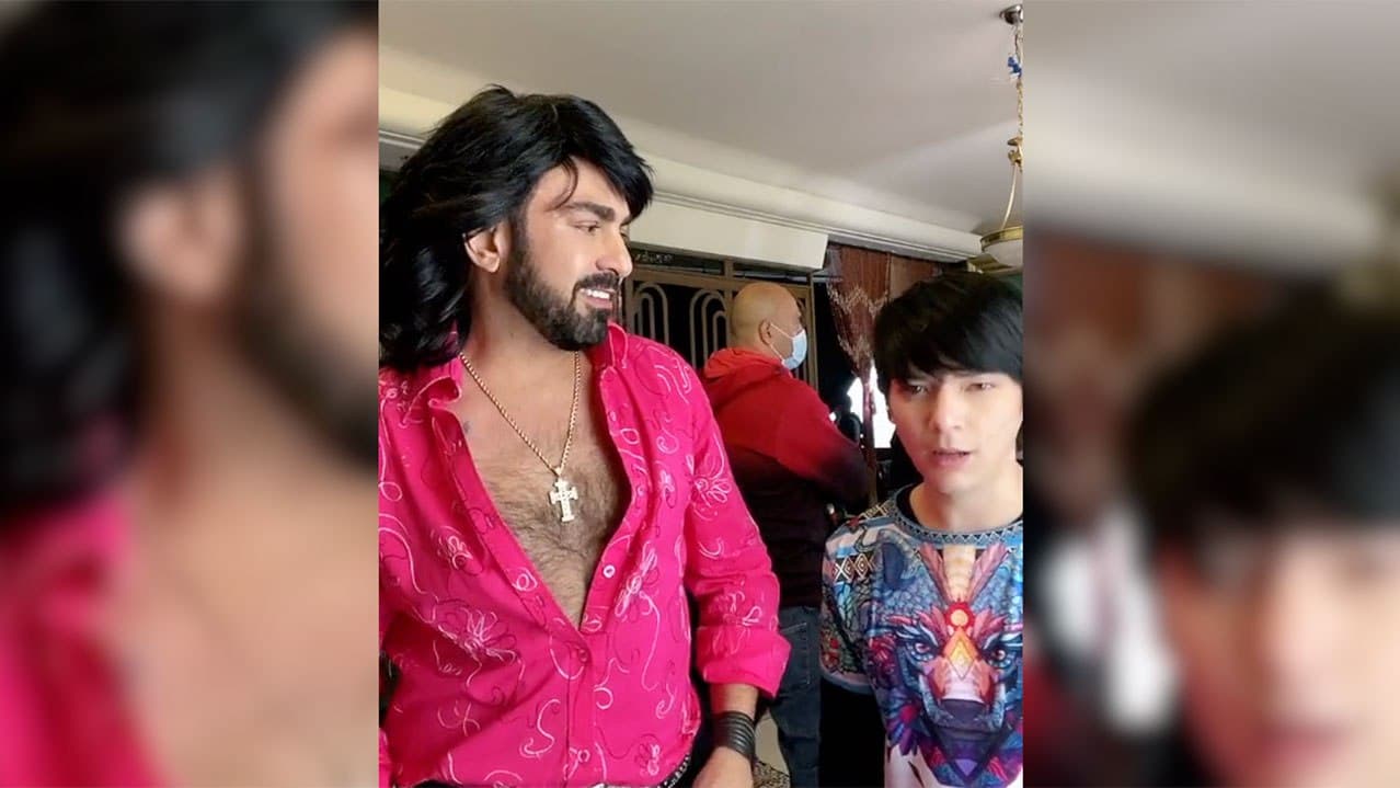Albertano y el chino quisieron hacer un baile
