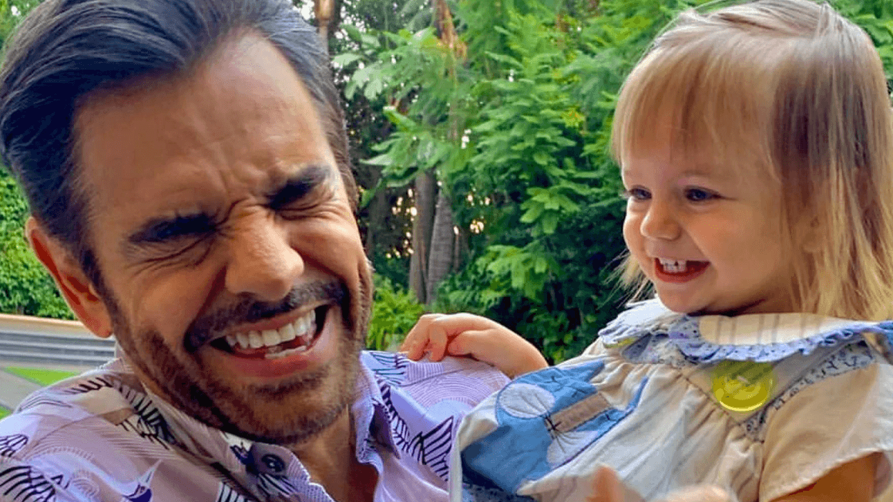 Kailani, la nieta de Eugenio Derbez, salió buena para cantar banda