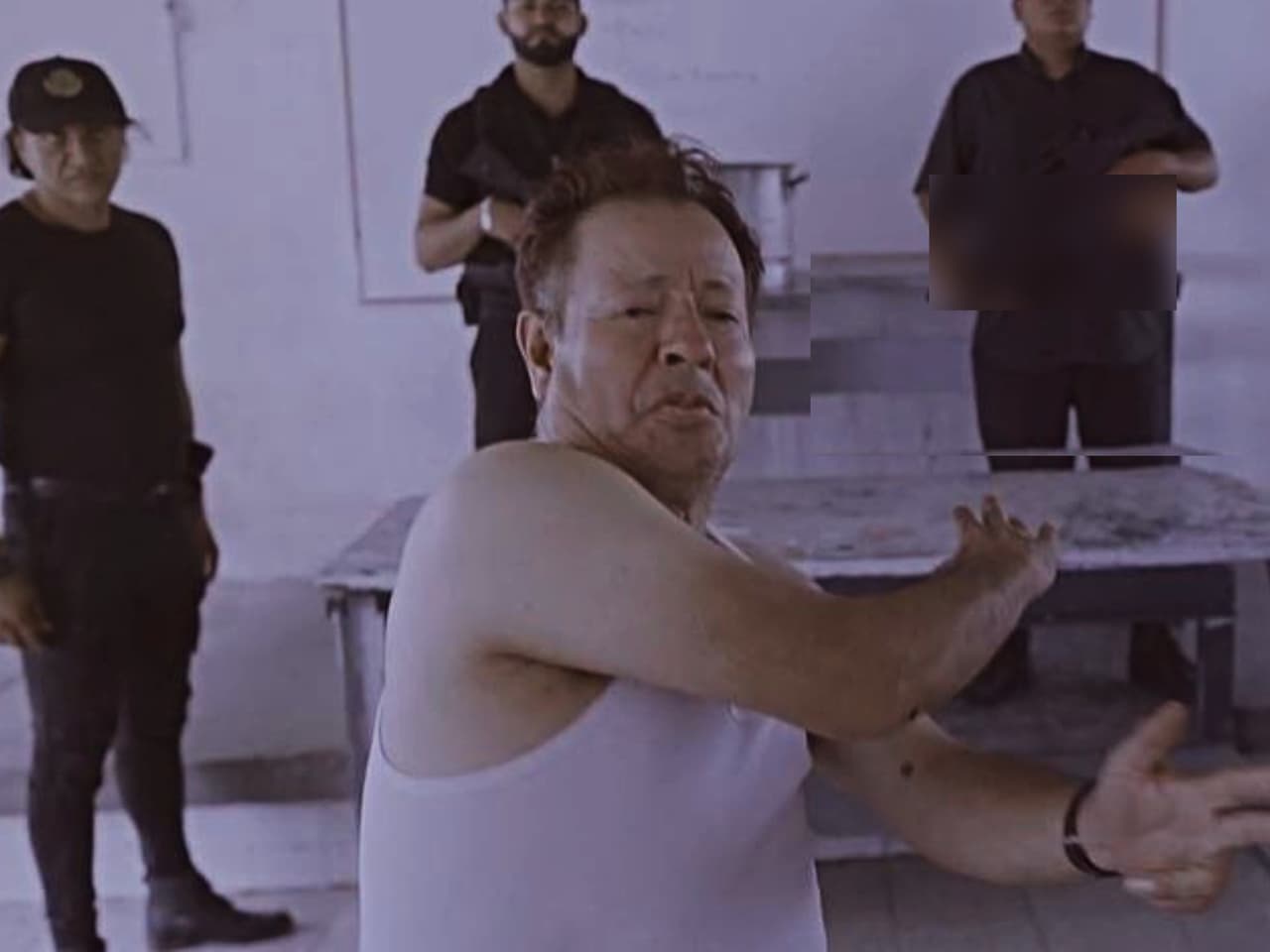 Sammy Pérez hizo cine de acción, ve la escena de su pelea en la cárcel