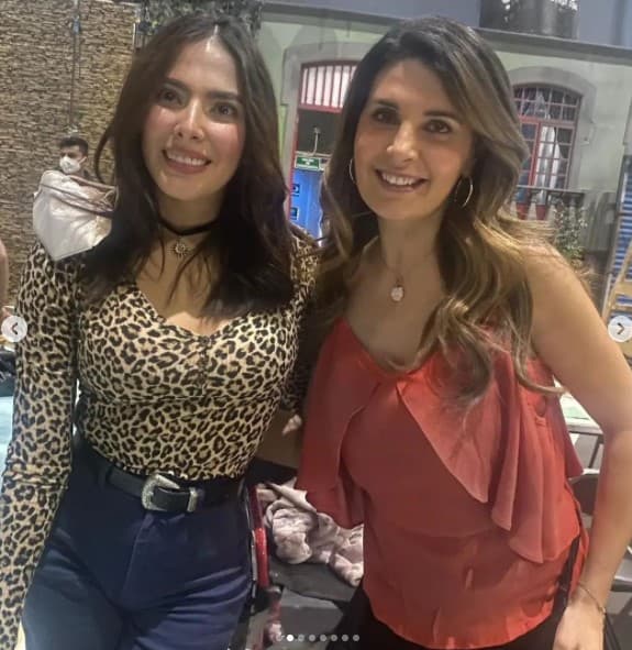 El par de reinas del edificio
