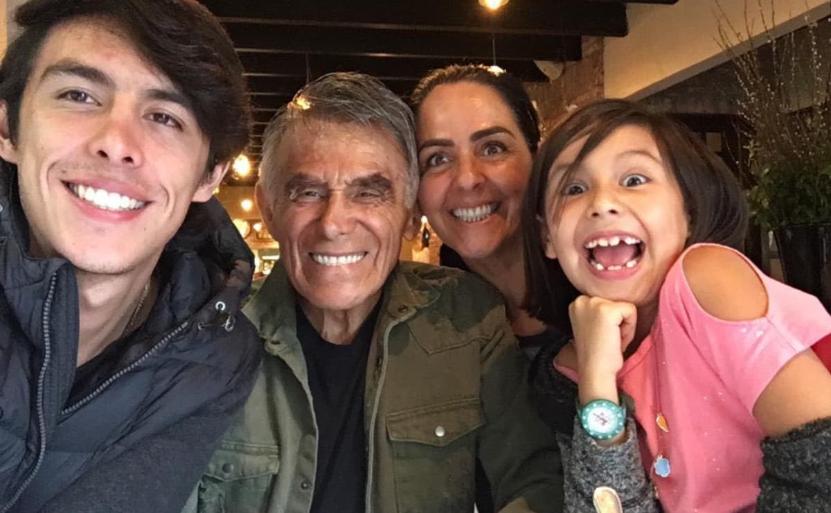familia-hector-suraez