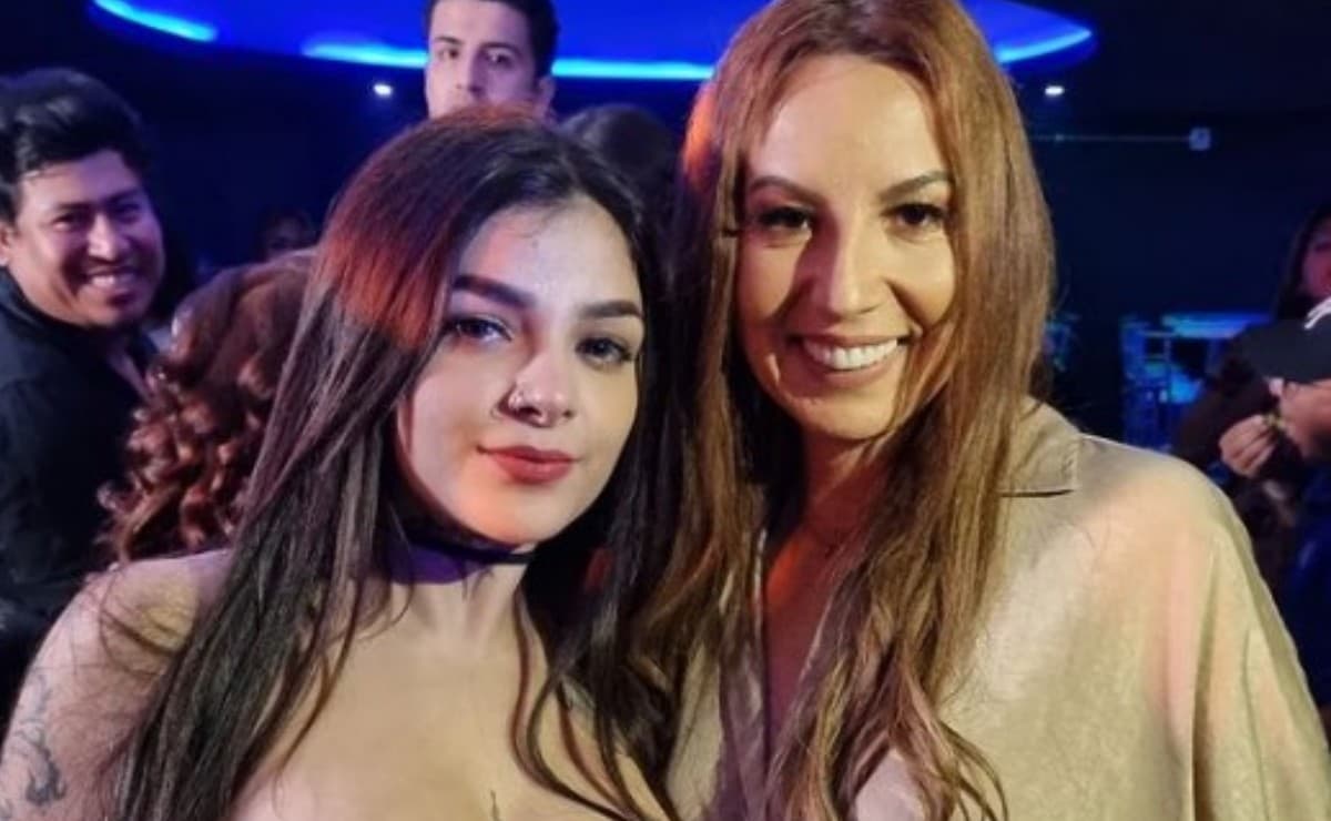 Mafe Walker y Karely Ruiz se fueron de fiesta loca y compartieron fotos