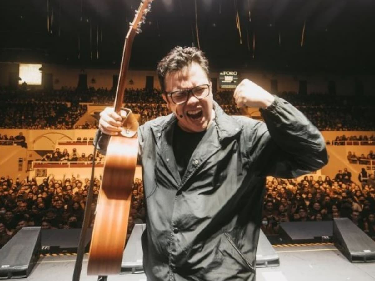 Franco Escamilla revela su método como comediante y por qué usa sombrero
