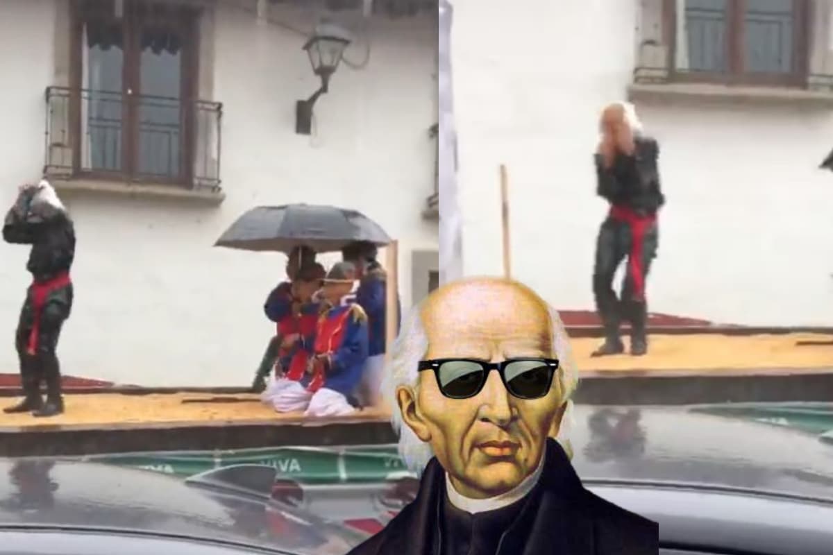 Miguel Hidalgo perrea en desfile.