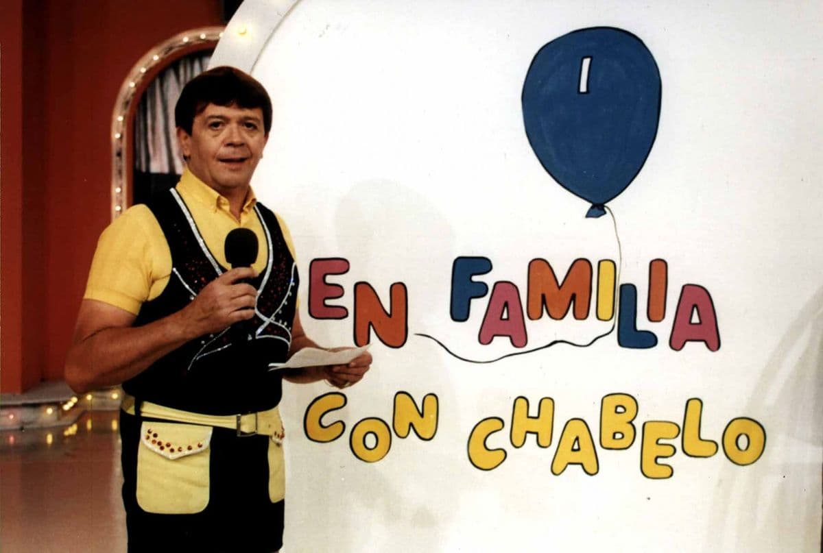 Xavier López "Chabelo", festejo 33 años de su programa, en compañía de su público infantil que sigue cada fin de semana el programa de concursos, donde partipan los niños acompañados de sus padres. FOTO: Archivo Televisa/CUARTOSCURO.COM.