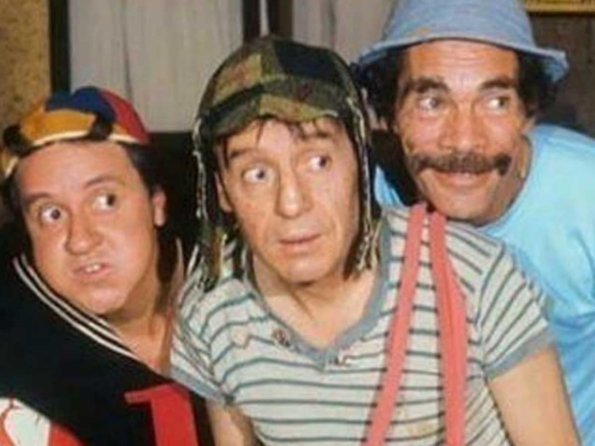 Don Ramón , Quico y El Chavo, en el set.