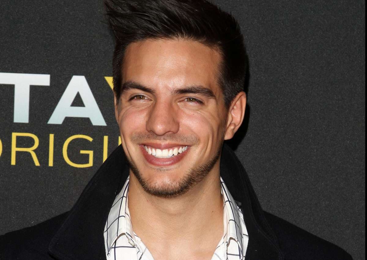 Marco fue interpretado por Vadhir Derbez, y actualmente sigue muy activo en la actuación y el canto.