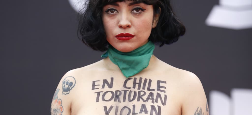 mon-laferte