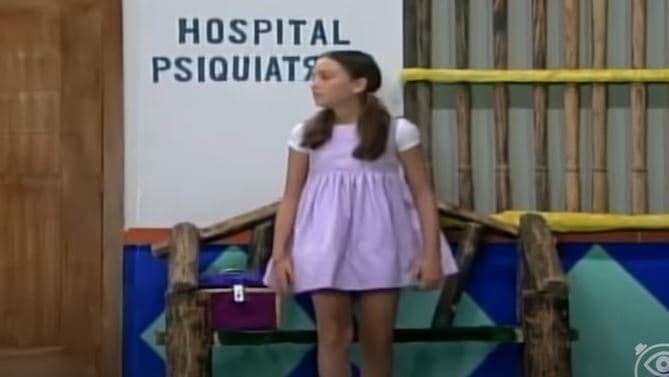 Bibi P.Luche en plan camisa de fuerza