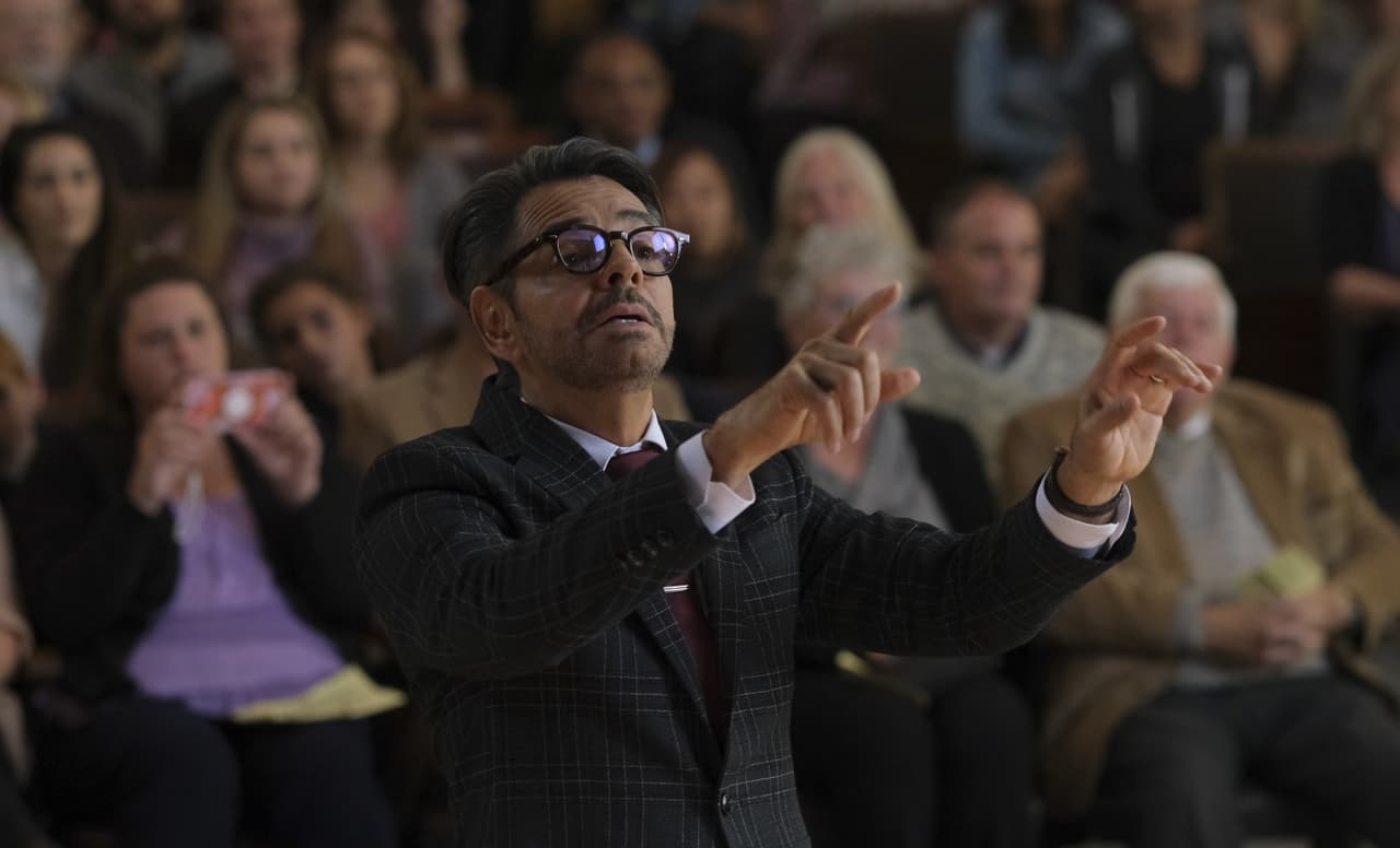 Eugenio Derbez presentó el tráiler de 'CODA', su nueva película que te conmoverá