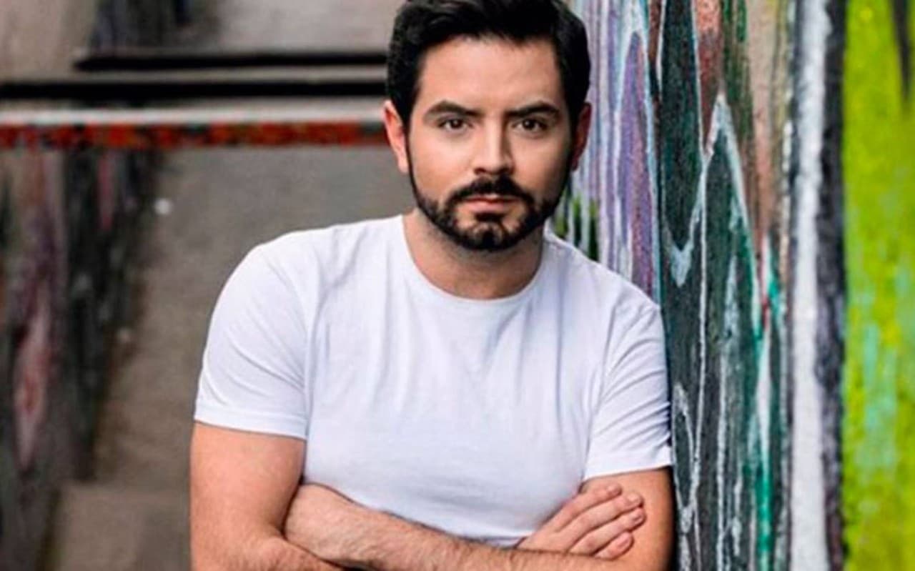 José Eduardo Derbez tiene un ataúd en su casa