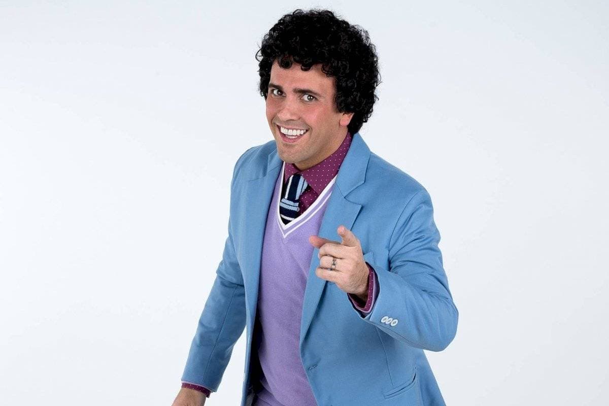 Ricardo Margaleff, Plutarco en Una Familia de Diez, tiene 44 años.