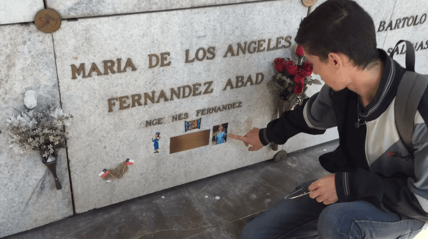 La tumba de Angelines Fernández está vandalizada