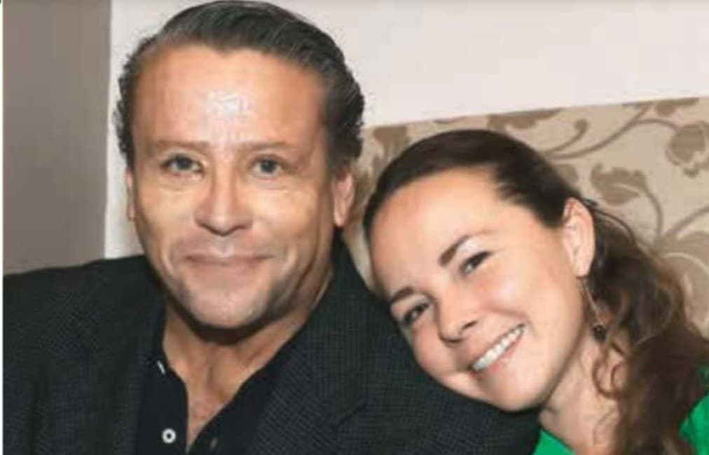 Alfredo Adame tiene 4 hijos.