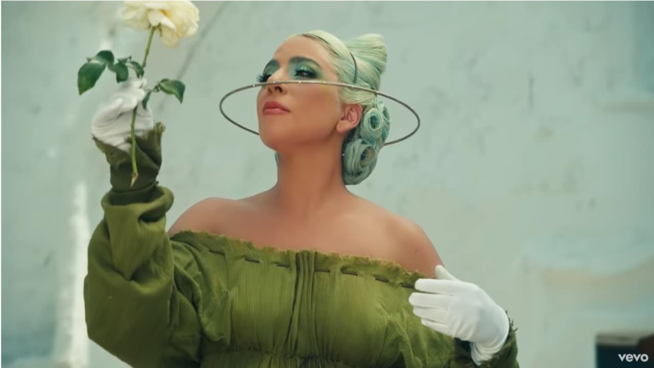 6 extravagantes parodias al video de Lady Gaga