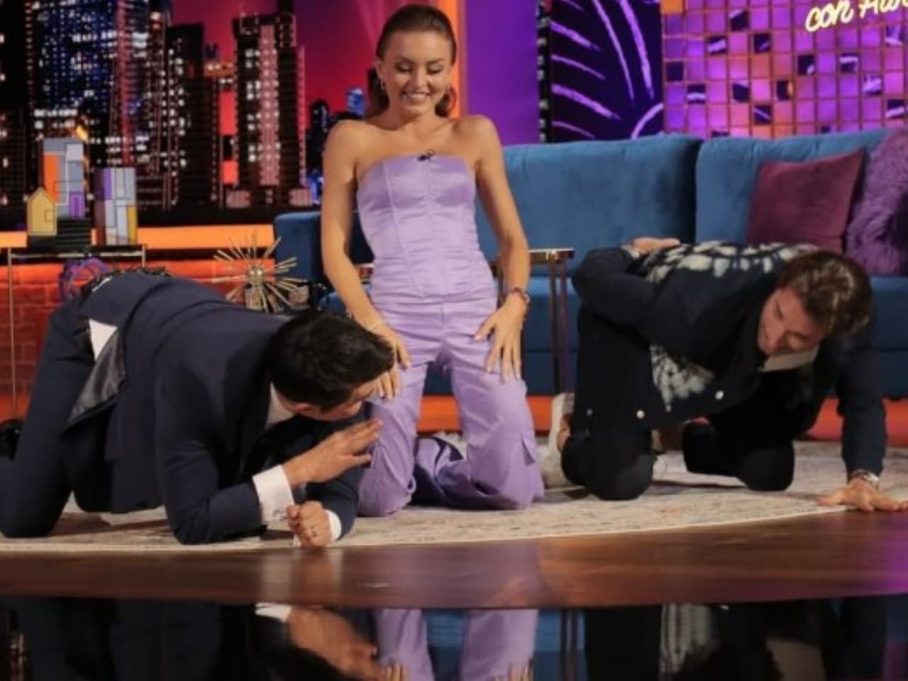Los mejores momentos de Angelique Boyer en el show de Adrián Uribe
