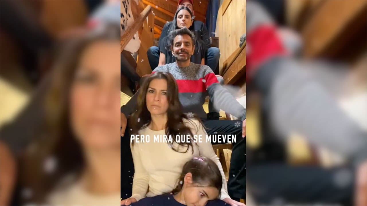 La familia Derbez reunida en Navidad