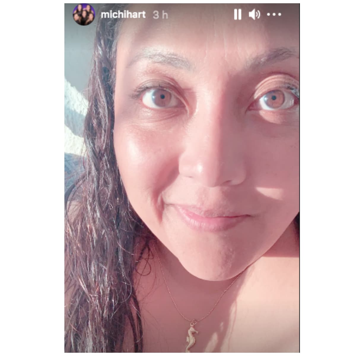 Michelle Rodríguez comparte selfie al natural