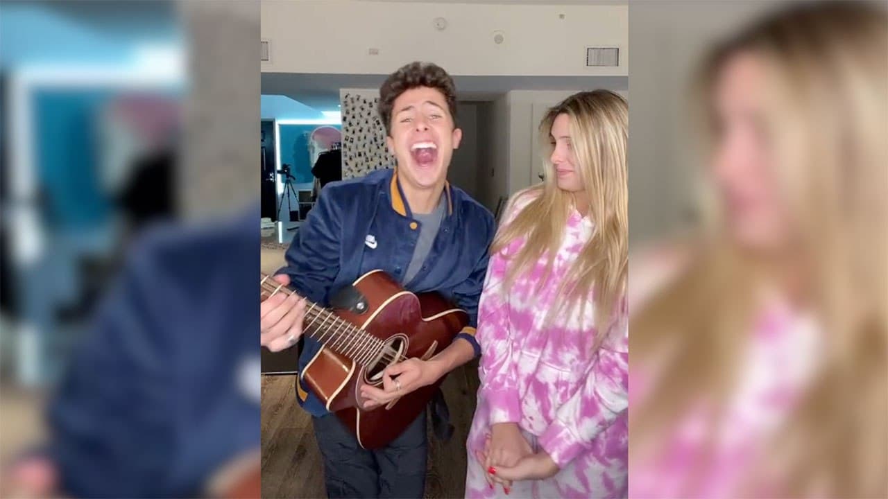 Juanpa Zurita y Lele Pons hacen parodia de canción