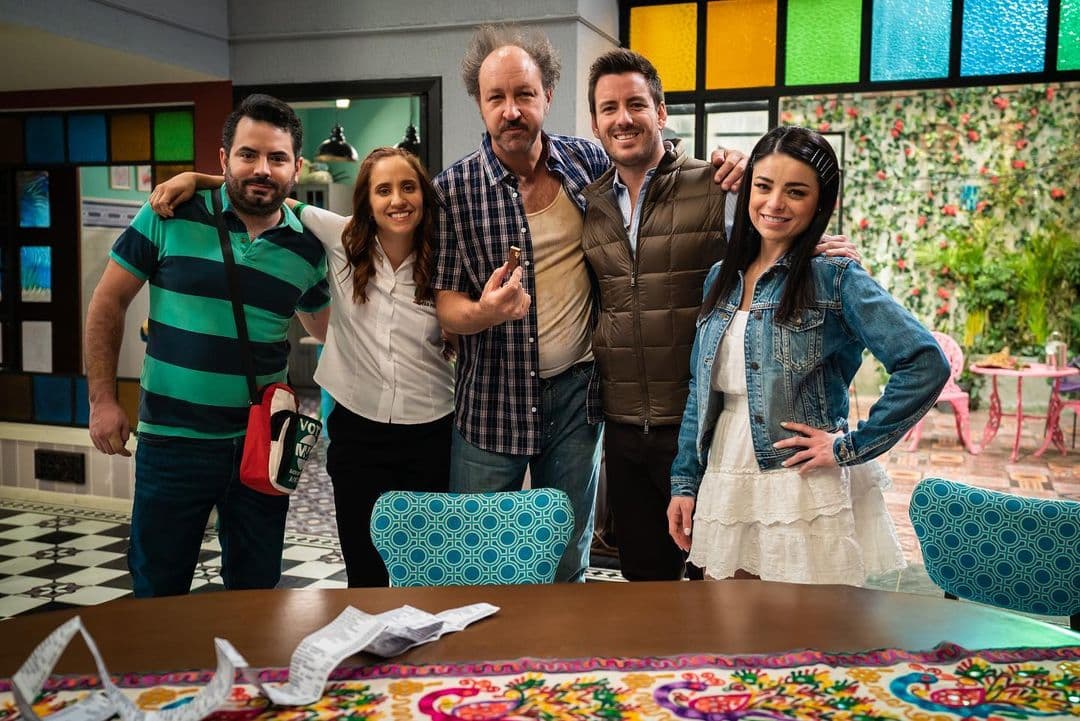 El elenco de 'Renta Congelada' en su quinta temporada.