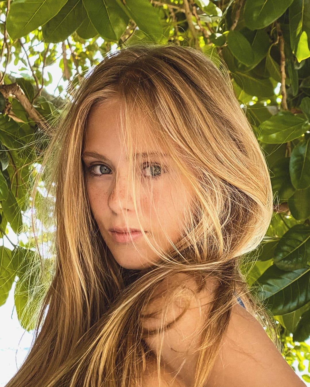 Han pasado los años y hoy en día Loreto es una joven actriz que sigue haciendo un excelente trabajo en series y películas.