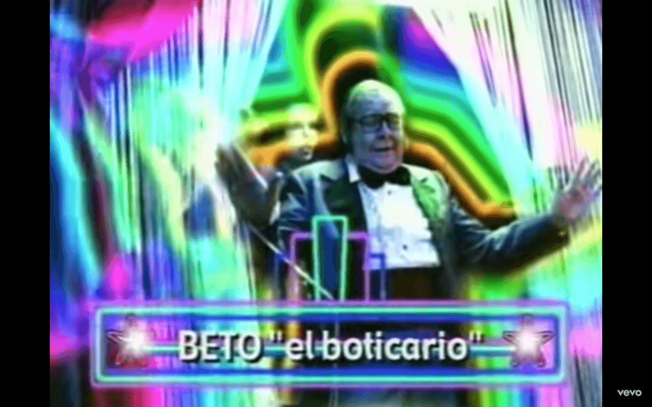 Beto el boticario en el video de Tu necesitas