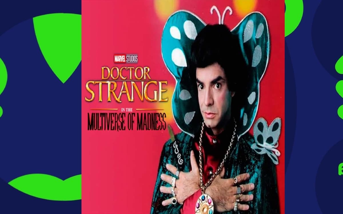 Eugenio Derbez caracterizado pero con logo del MCU