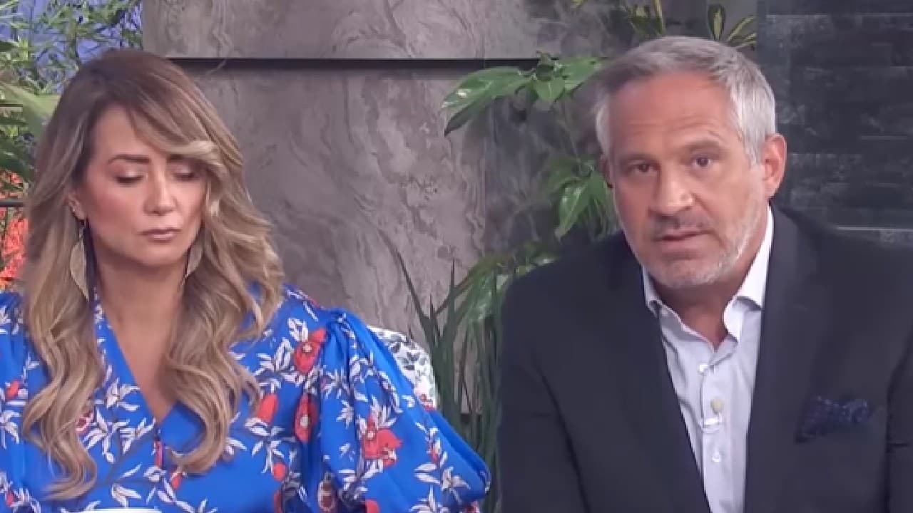 Arath de la Torre se enteró de la muerte de un familiar en un programa en vivo