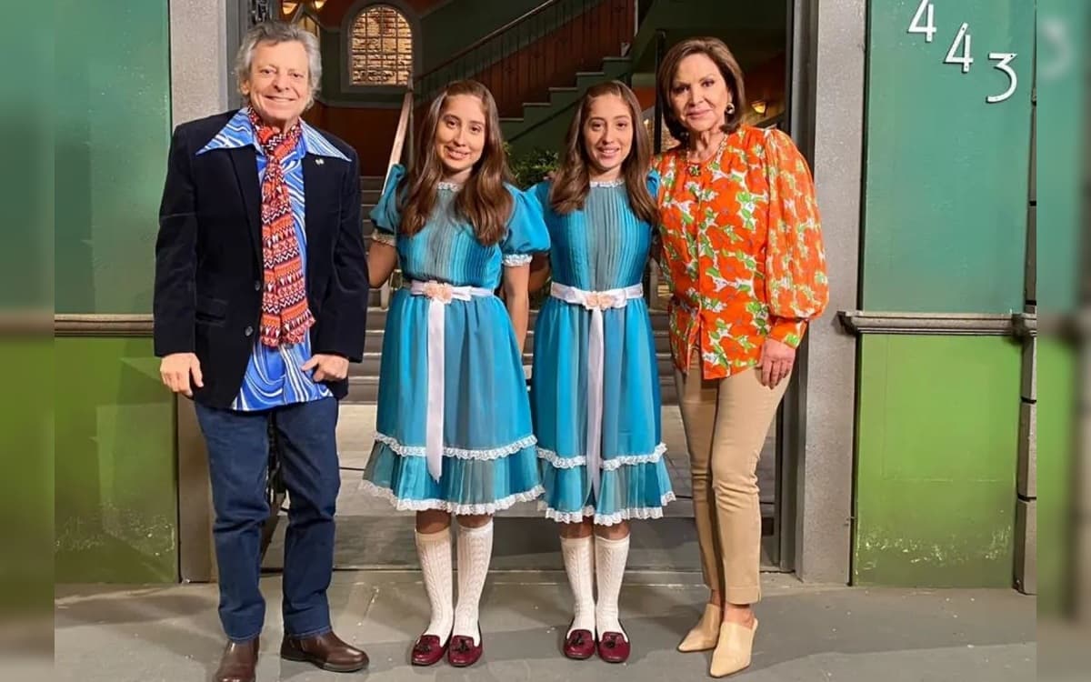 Las gemelas salieron como primas de Benito Rivers en 'Vecinos'.