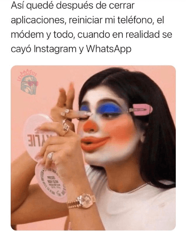 meme sobre caída whatsapp