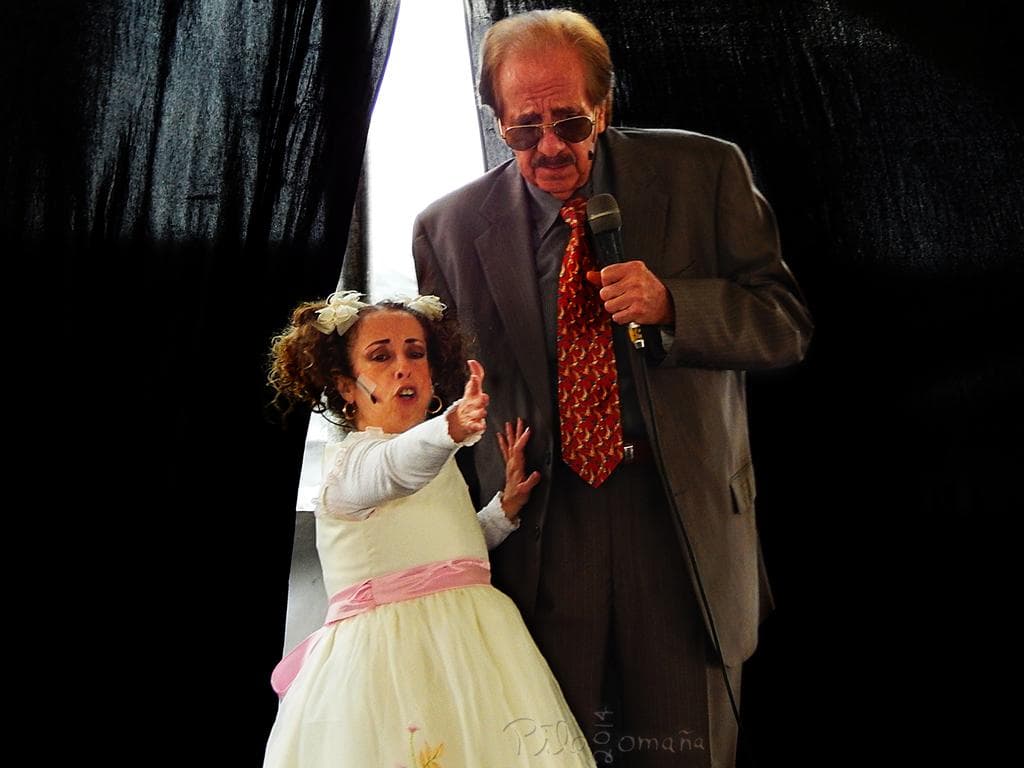 la_guereja_y_su_papiringo_by_photo_tlacuilopilo_d7283n0-fullview