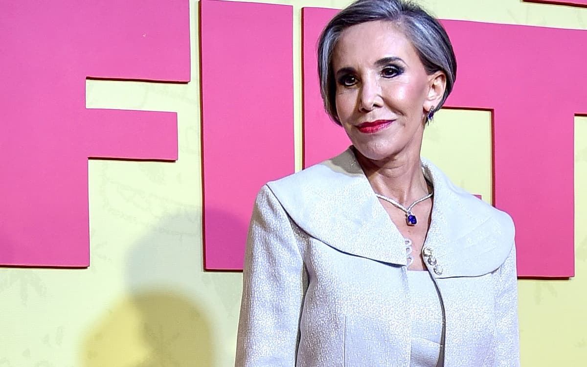 La intérprete de Doña Florinda festejó con su 'vecindad virtual'.