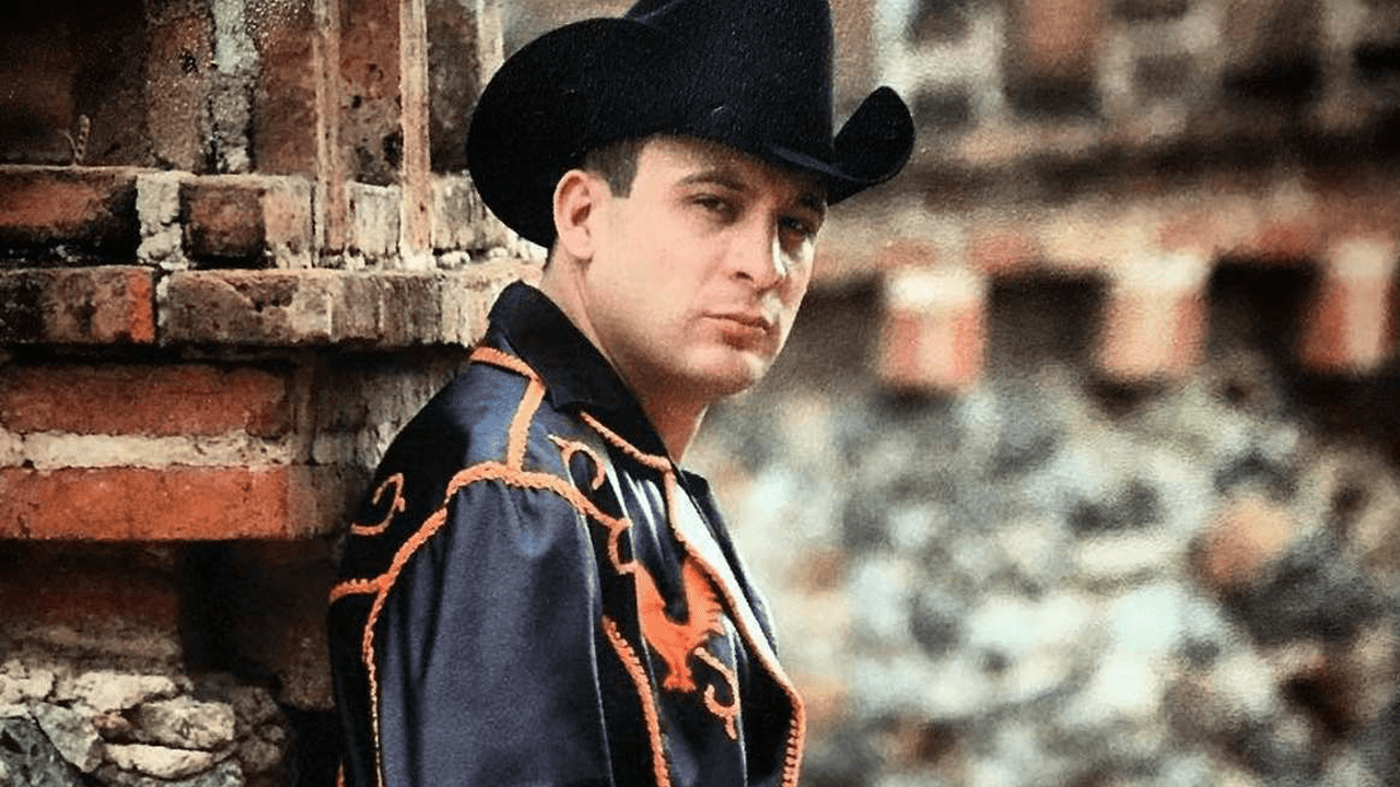 Valentín Elizalde, fue un cantante mexicano