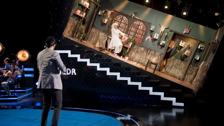‘Me Caigo de Risa’: los mejores resbalones en el Escenario Inclinado ...